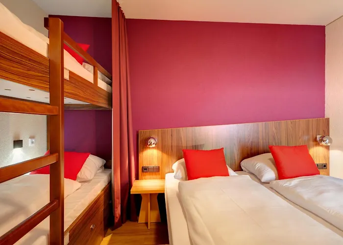 Meininger Frankfurt Main / AirportAirport Hotel